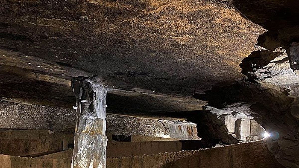 Interior de la cantera de Hontoria, Cubillo del Campo y Tornadijo.