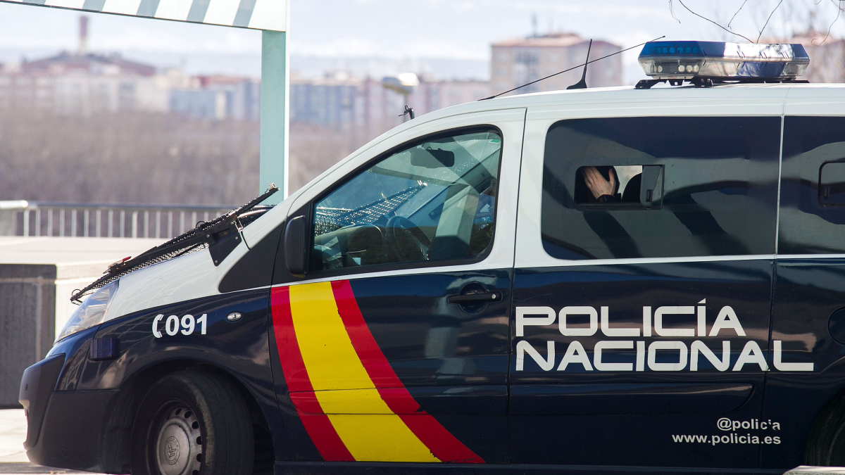 Furgón de la Policía Nacional.