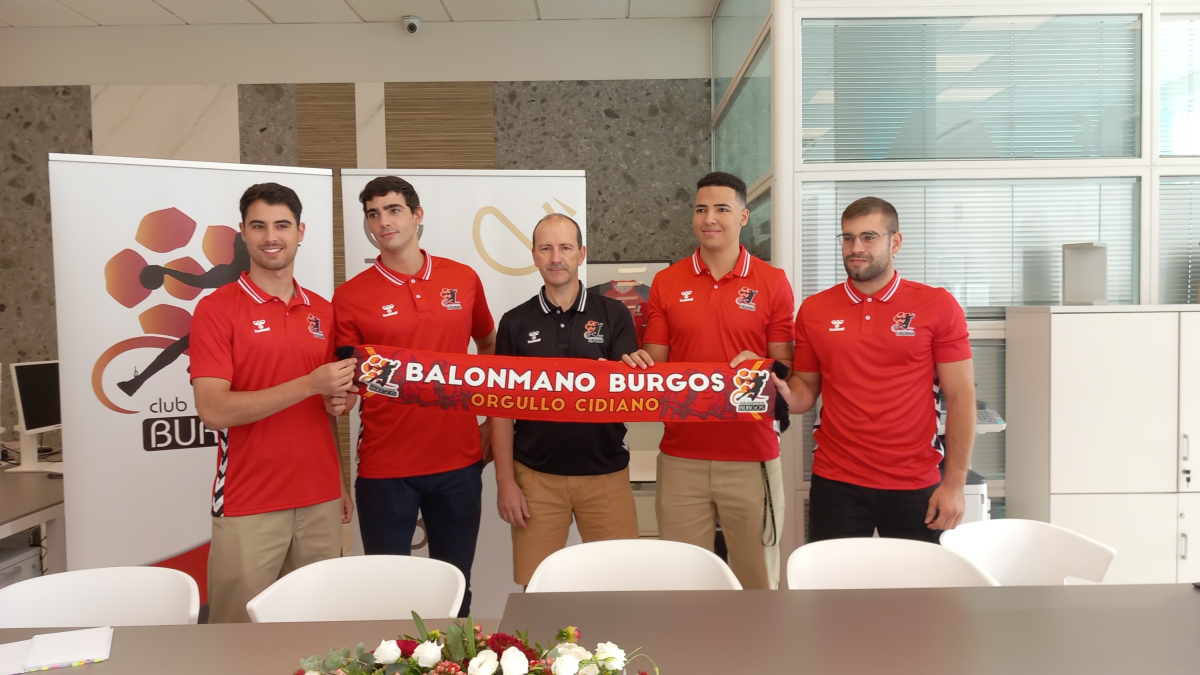 Presentación de Álex Chan, Javier Espinosa, Javier Domingo y Zakaria Rabhi.