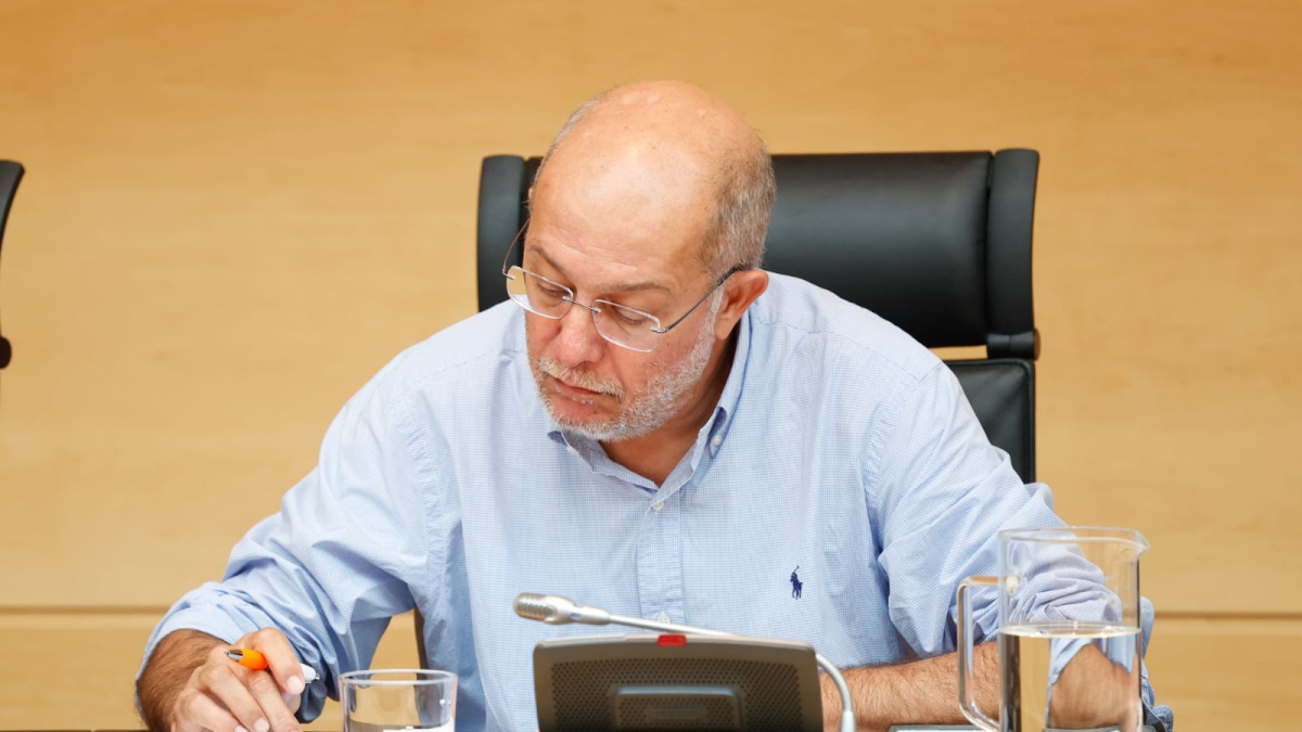 El procurador de Ciudadanos en la Junta de Castilla y León, Francisco Igea, durante una comisión.