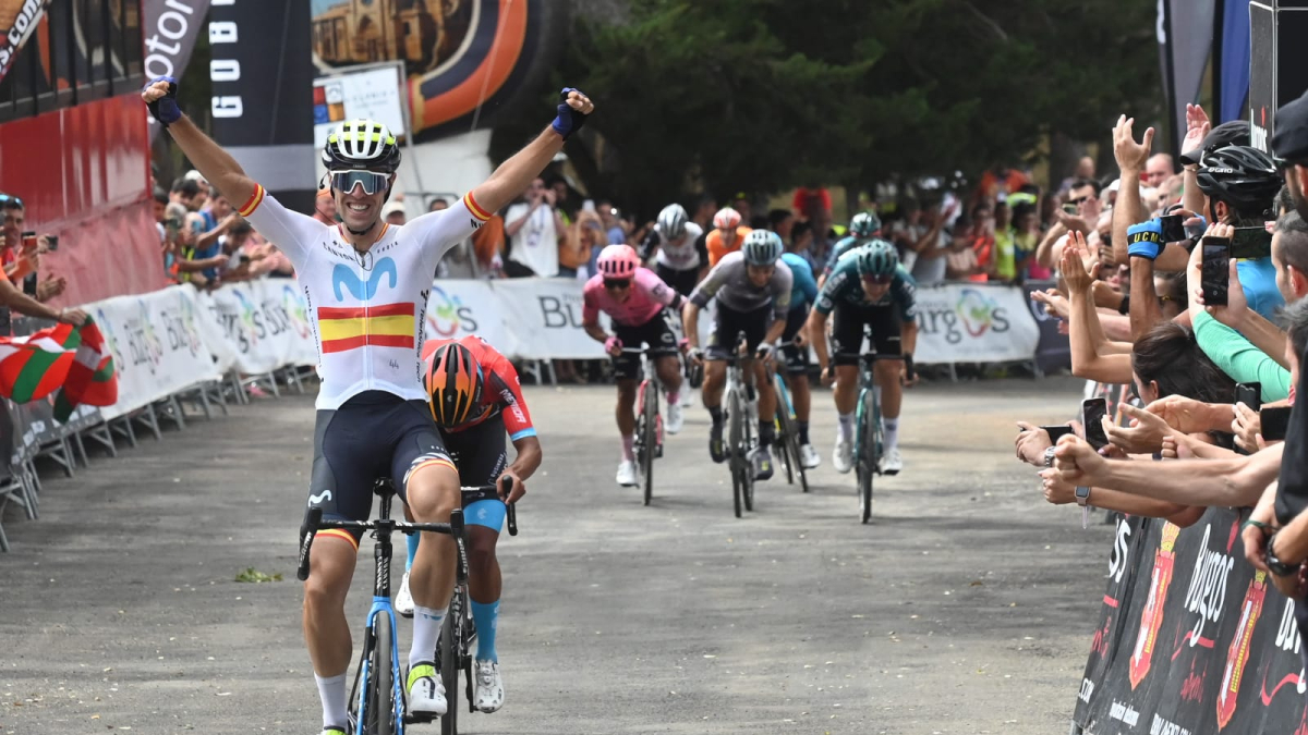 Oier Lazkano venció en la meta de Pradoluengo.