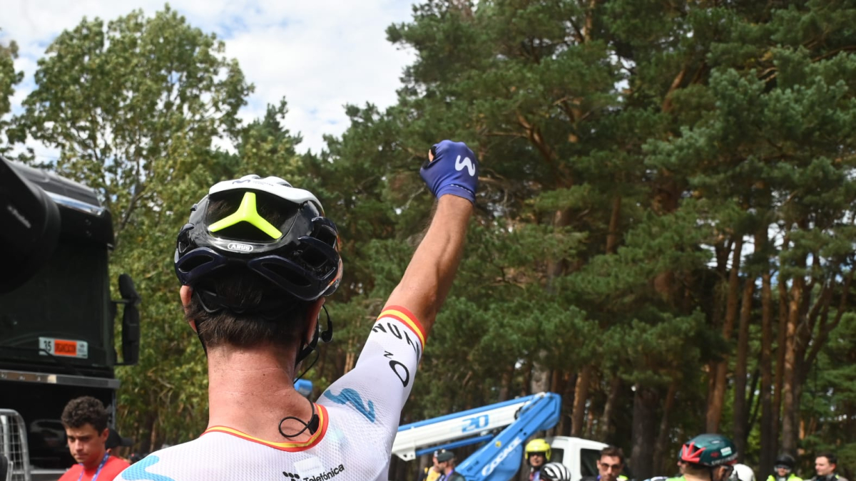 Oier Lazkano venció en la meta de Pradoluengo.