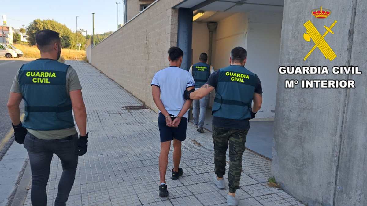 La Guardia Civil detuvo a los dos presuntos agresores en diferentes puntos de la ciudad de Burgos.
