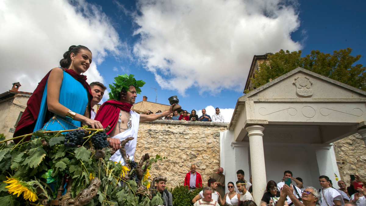 Celebración de la XXIII Fiesta Romana en Honor al Dios Baco, de Interés Turístico de Castilla y León, que se celebra en la localidad burgalesa de Baños de Valdearados.
