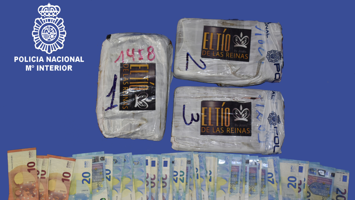 Droga incautada por los agentes.