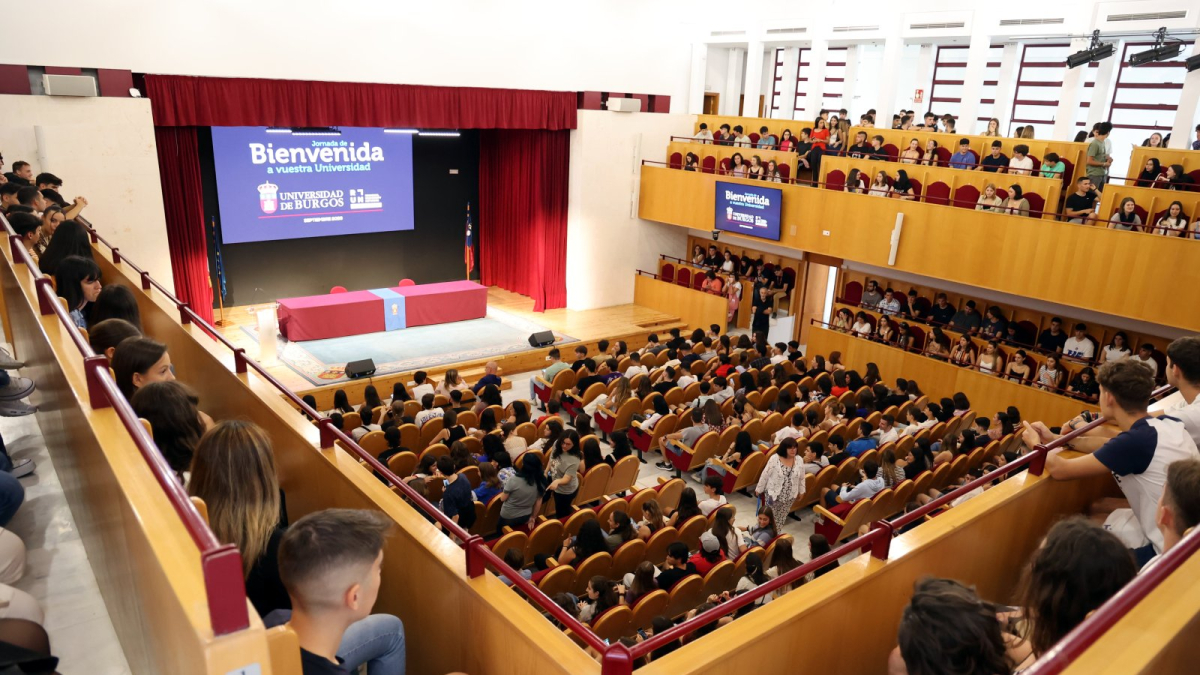 Jornada de bienvenida a los nuevos alumnos de la Universidad de Burgos.