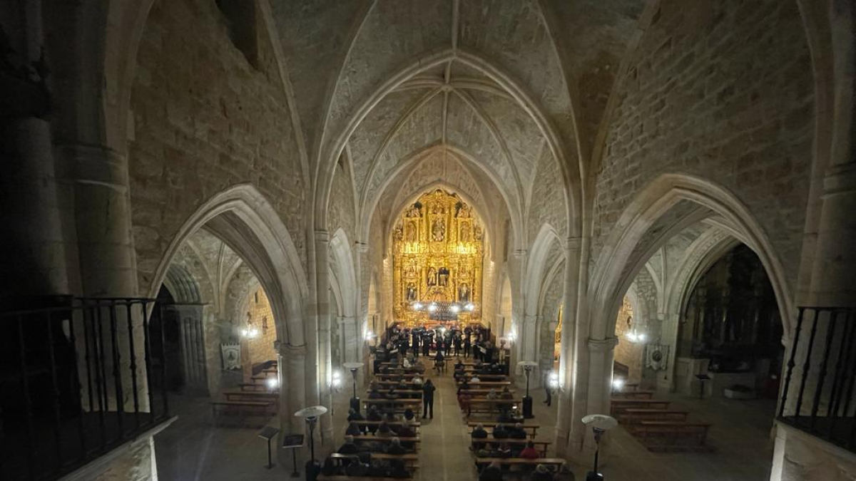 Interior de la iglesia de SanCosme y SanDamián en Poza de la Sal.