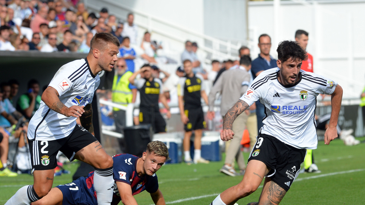 Imagen del partido entre el Burgos CF y el Eibar.