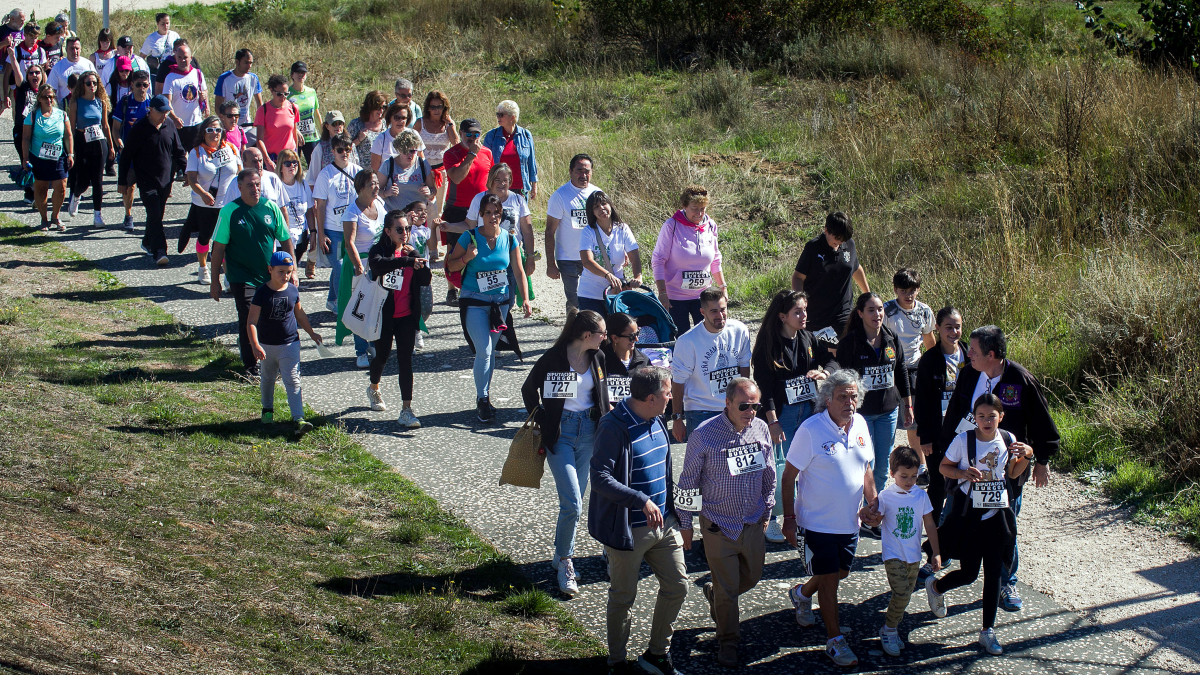 Instante de la IX Marcha Solidaria del Peñista.