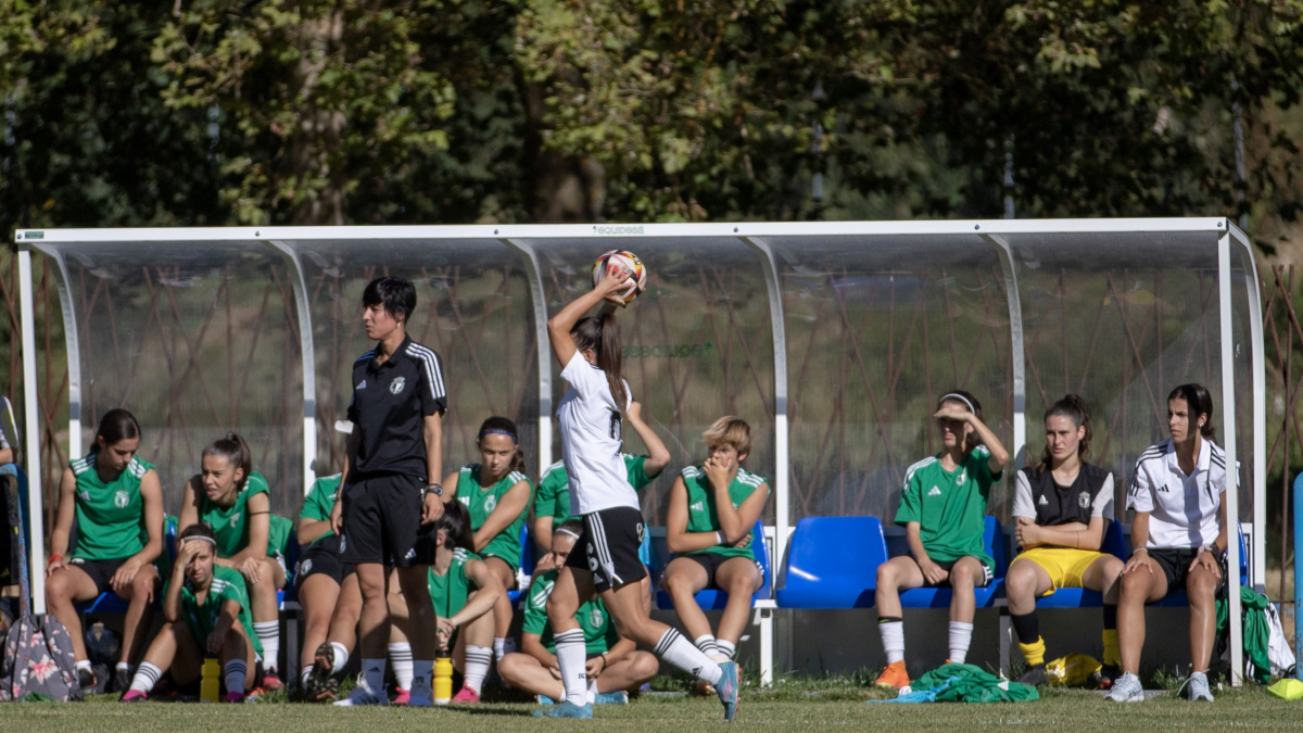 Imagen del partido entre el Burgos CF femenino y el Bizkerre FT B