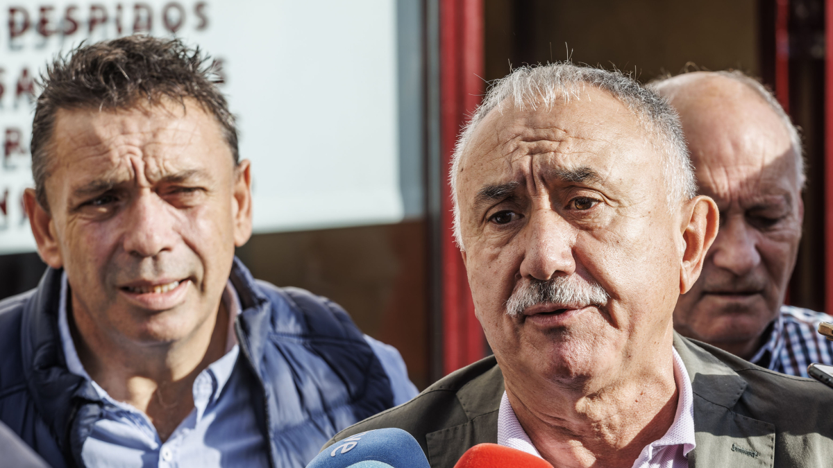 Pepe Álvarez, durante la inauguración de la nueva sede de UGT en Burgos.