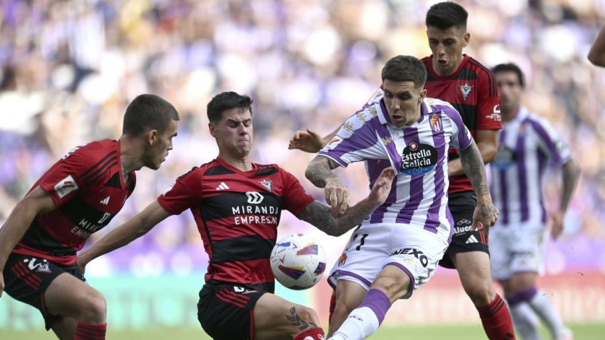Imagen del partido entre el Valladolid y el Mirandés disputado en Zorrilla.