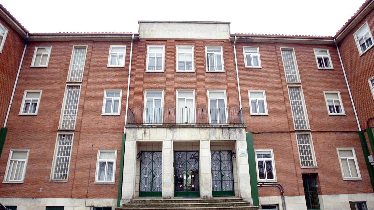 Fachada del centro de menores Gregorio Santiago.