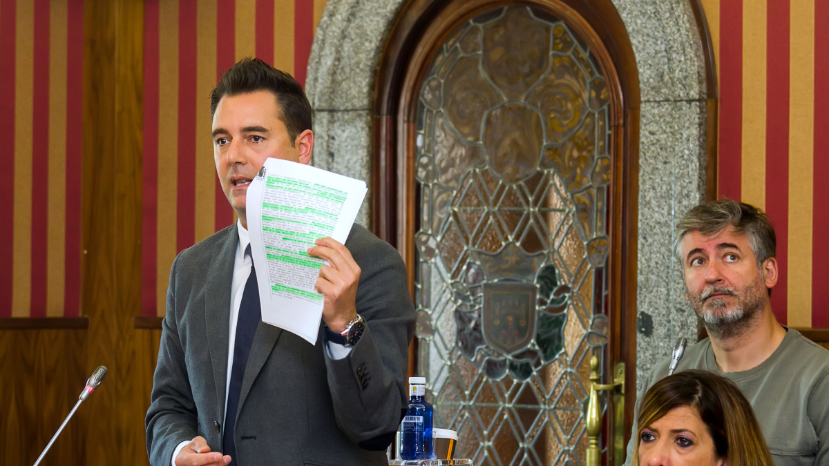 Daniel de la Rosa (PSOE) durante una de sus intervenciones en el Pleno de octubre.