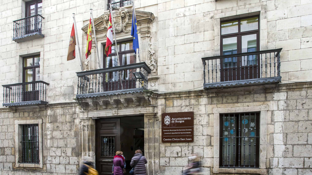 Fachada del centro cívico de San Juan.