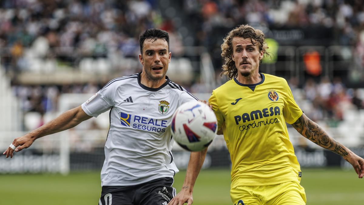 Álex Bermejo, durante el partido contra el Villarreal B.