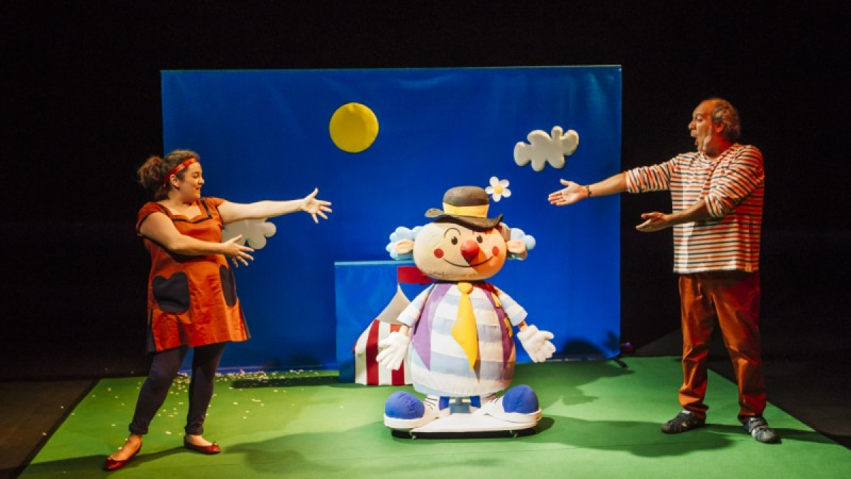 Pompón es el protagonista de este montaje de La Sonrisa.