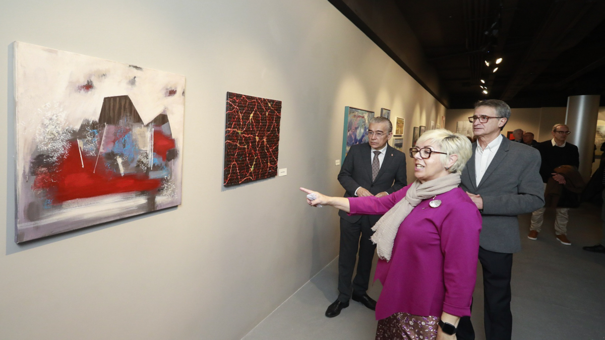 Exposición en la sala Círculo Solidario a favor de la Asociación Parkinson Burgos.