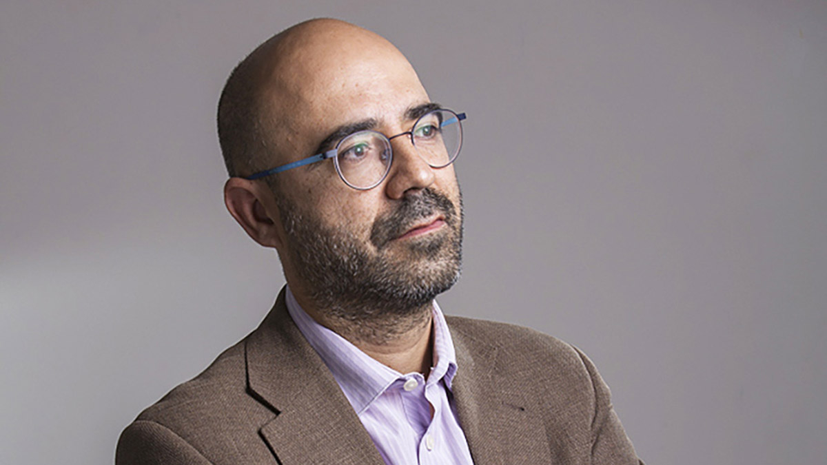 El escritor burgalés Óscar Esquivias.