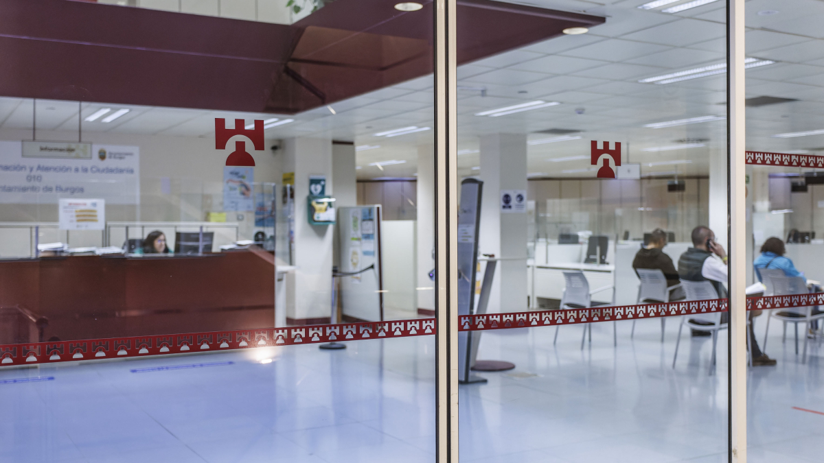 Varias interior en la planta baja del Ayuntamiento de Burgos.