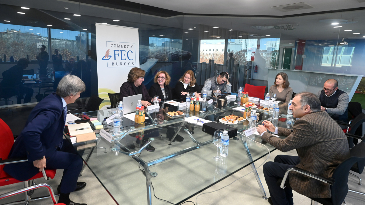 IX Foro Comercio 'Planificación Comercial, Servicio e Innovación en la construcción de una ciudad sostenible'