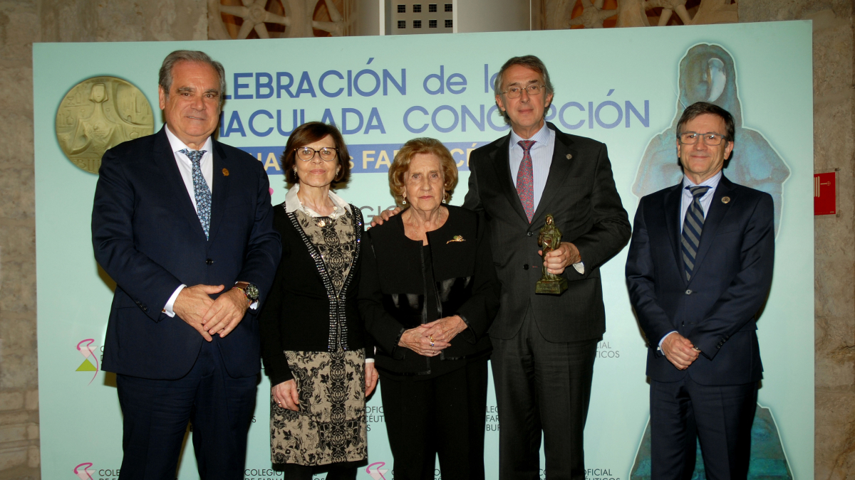 Jesús Aguilar, María Ángeles Reol, María Ángeles Jiménez (hija y esposa de Juan Manuel Reol), Enrique Ordieres y Miguel López de Abechuco.