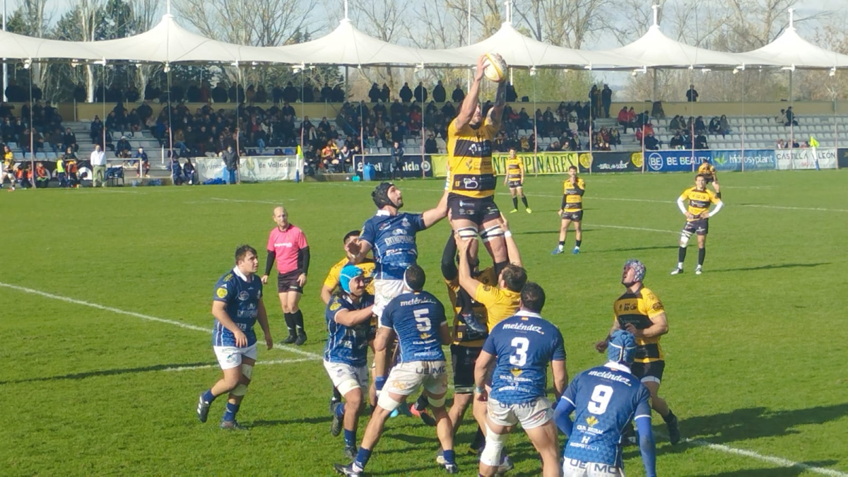 Imagen del partido entre el VRAC y el Recoletas Burgos Caja Rural