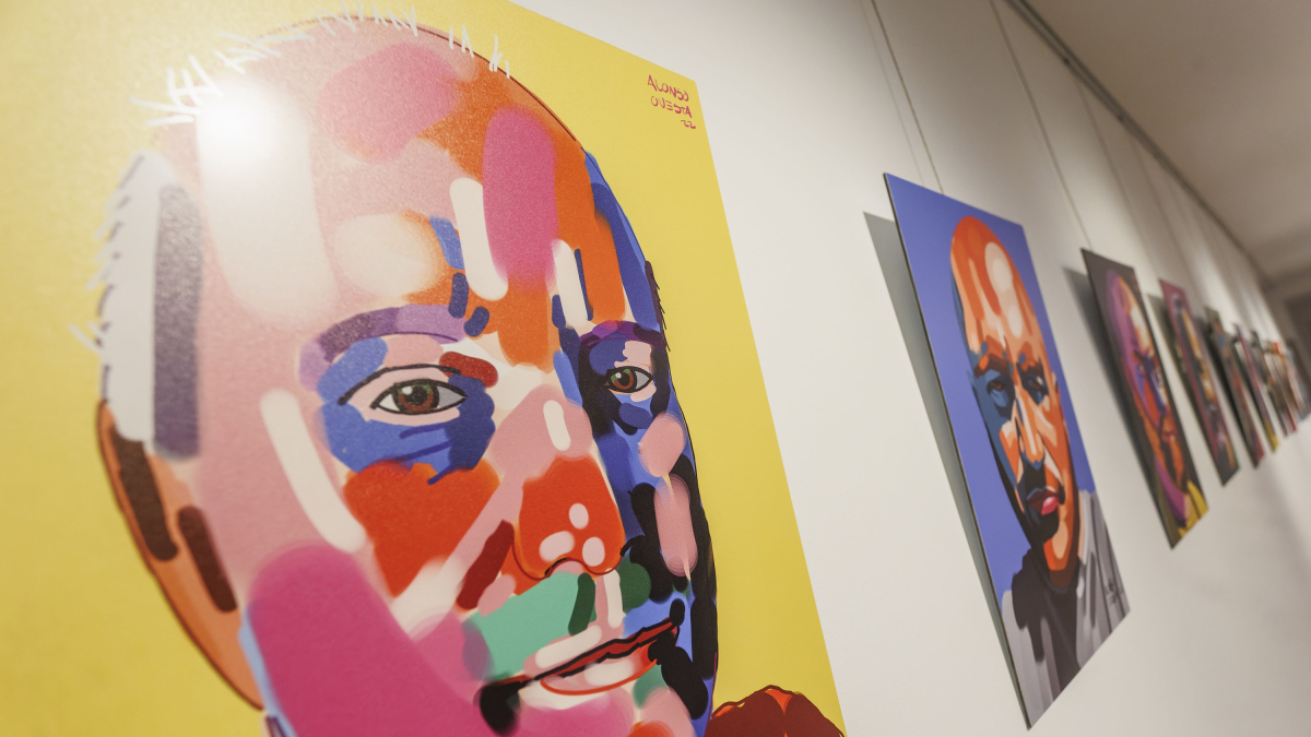 La muestra 'Buen Camino', de Rodrigo Alonso Cuesta, permanecerá abierta en la sala de exposiciones de Cajaviva hasta el 21 de enero.