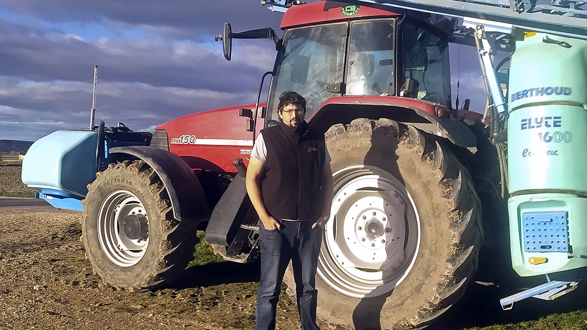 Juan Antonio Arlanzón cuenta con 200 hectáreas de secano en el norte de Burgos.