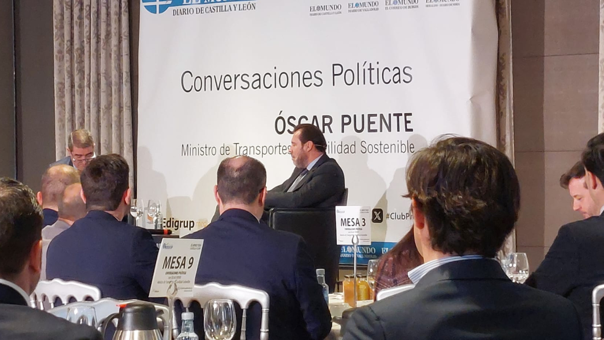 Puente participa en las Conversaciones Políticas de El Mundo de Castilla y León.