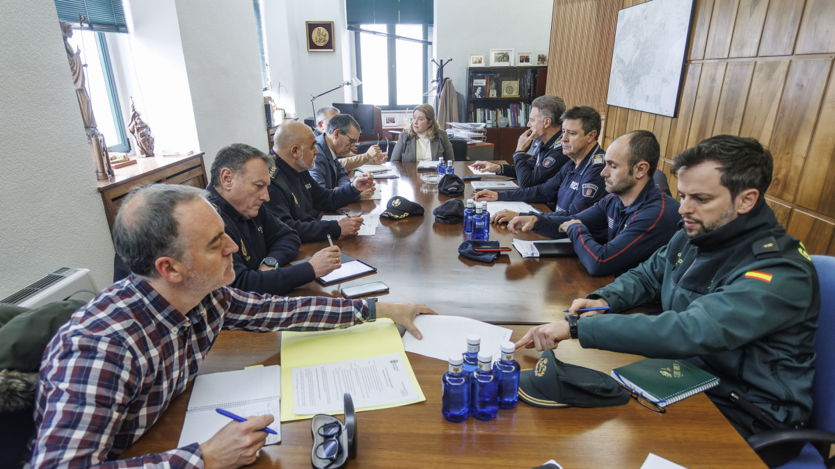 La Junta Local de Seguridad celebró ayer su tradicional reunión prenavideña en Alcaldía.