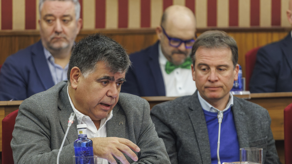 El concejal de Licencias, Juan Manuel Manso, interviene en el Pleno.
