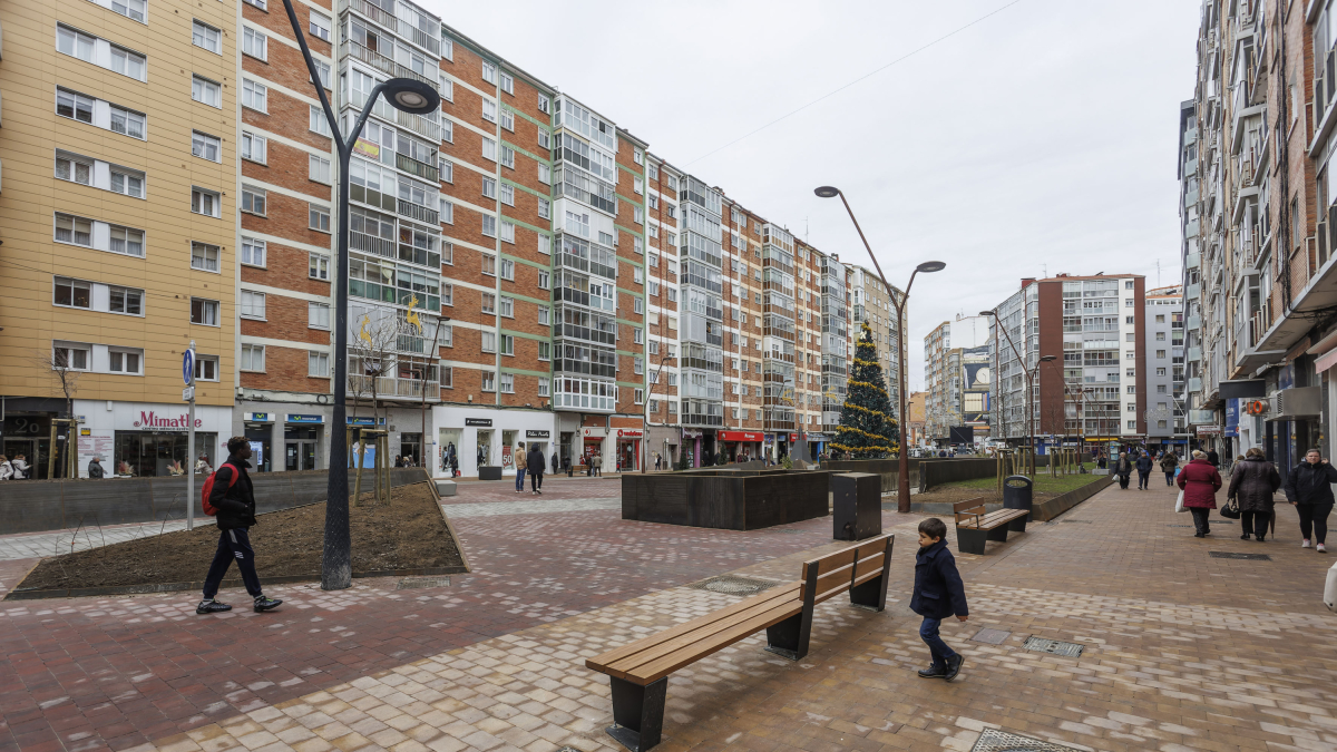 La calle Francisco Grandmontagne luce este aspecto, tras las obras de peatonalización.