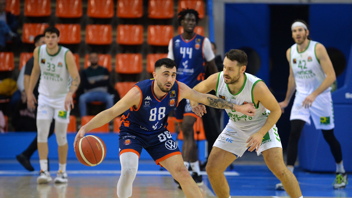 Didac Cuevas, durante el partido contra Castellón.