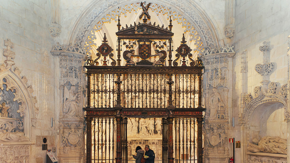 Reja de la capilla de los Condestables de la Catedral de Burgos, obra máxima de Cristóbal de Andino.