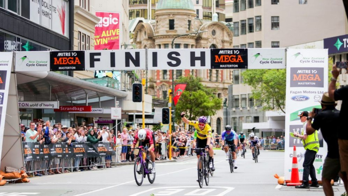 Aaron Gate logra un nuevo triunfo en las calles de Wellington.