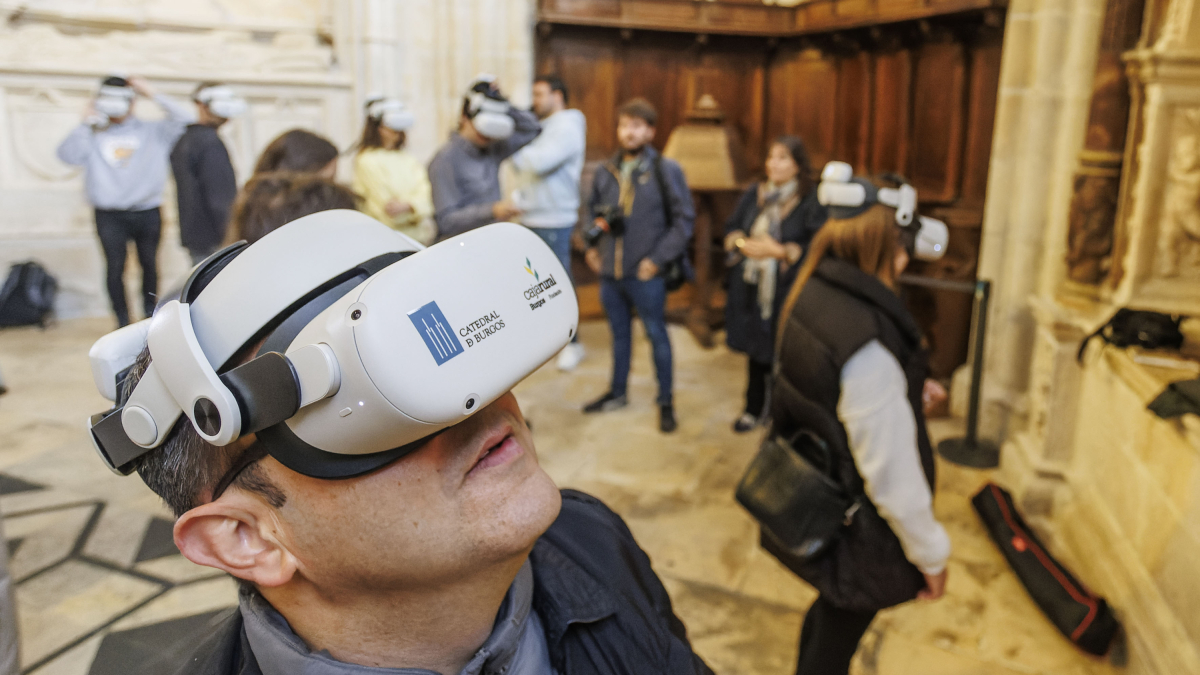 Dispositivo de realidad virtual para las visitas a la Catedral de Burgos.