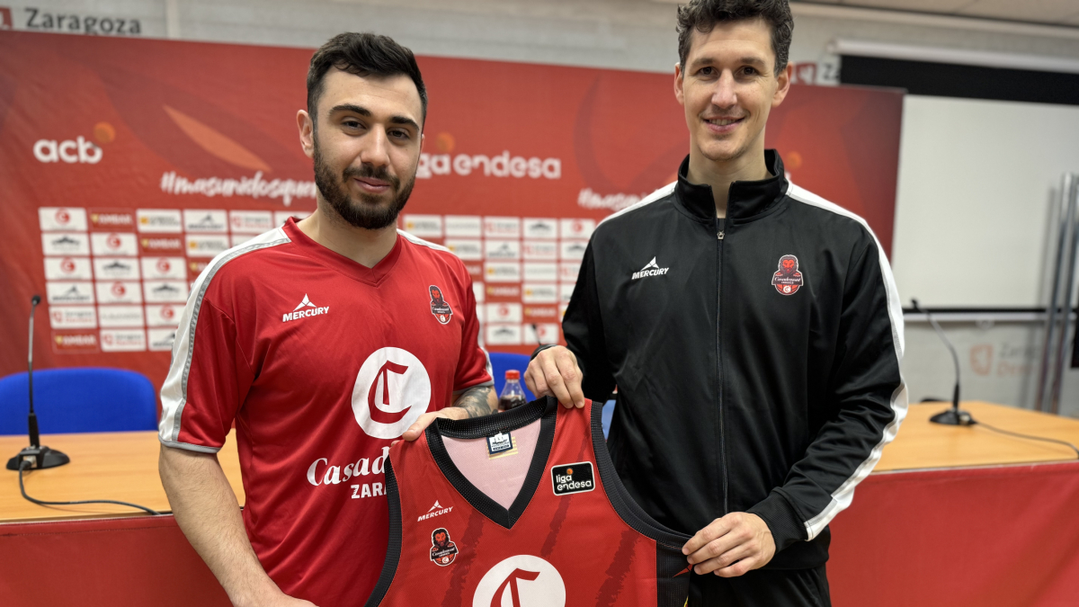 Dídac Cuevas mantendrá su número habitual, el 88, en la camiseta del Zaragoza.