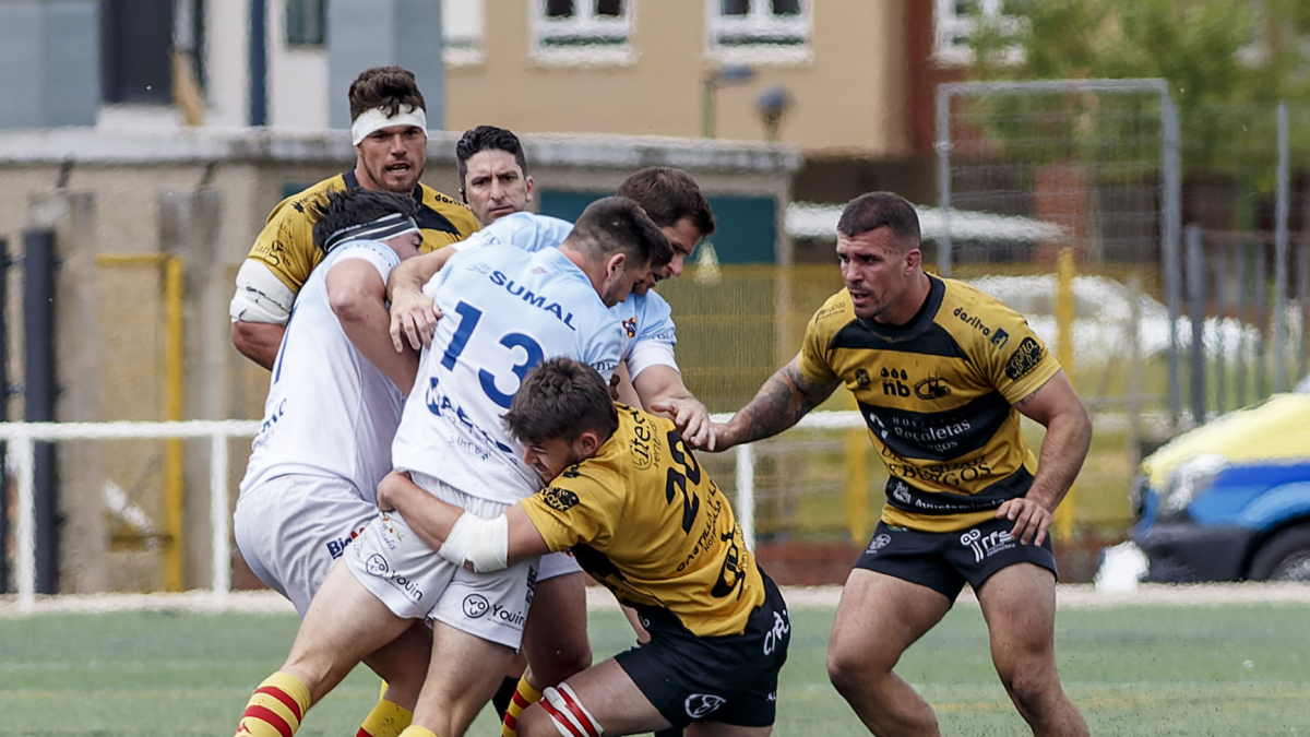 Imagen de un partido entre la Santboiana y Recoletas Burgos Caja Rural.