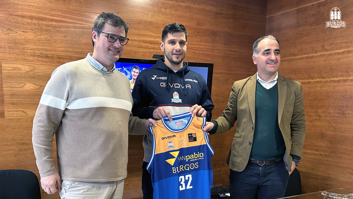 Roko Rogic fue presentado como nuevo jugador del Longevida San Pablo Burgos en la sede de Avnt.