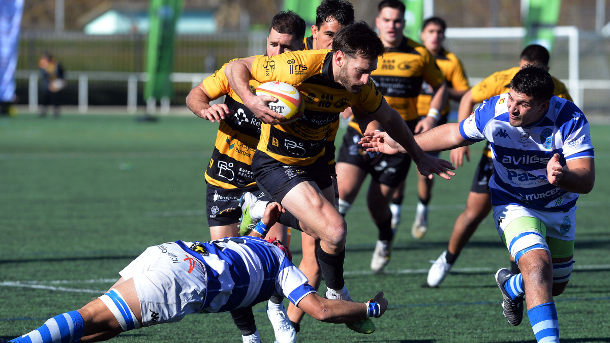 Imagen del partido entre el Recoletas Burgos Caja Rural y Belenos.
