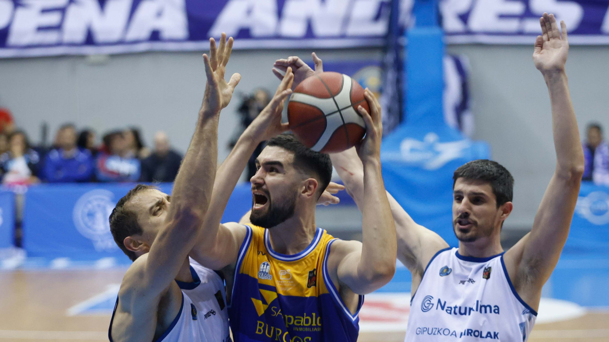 Dusan Ristic, durante el partido contra Guuk Gipuzkoa.