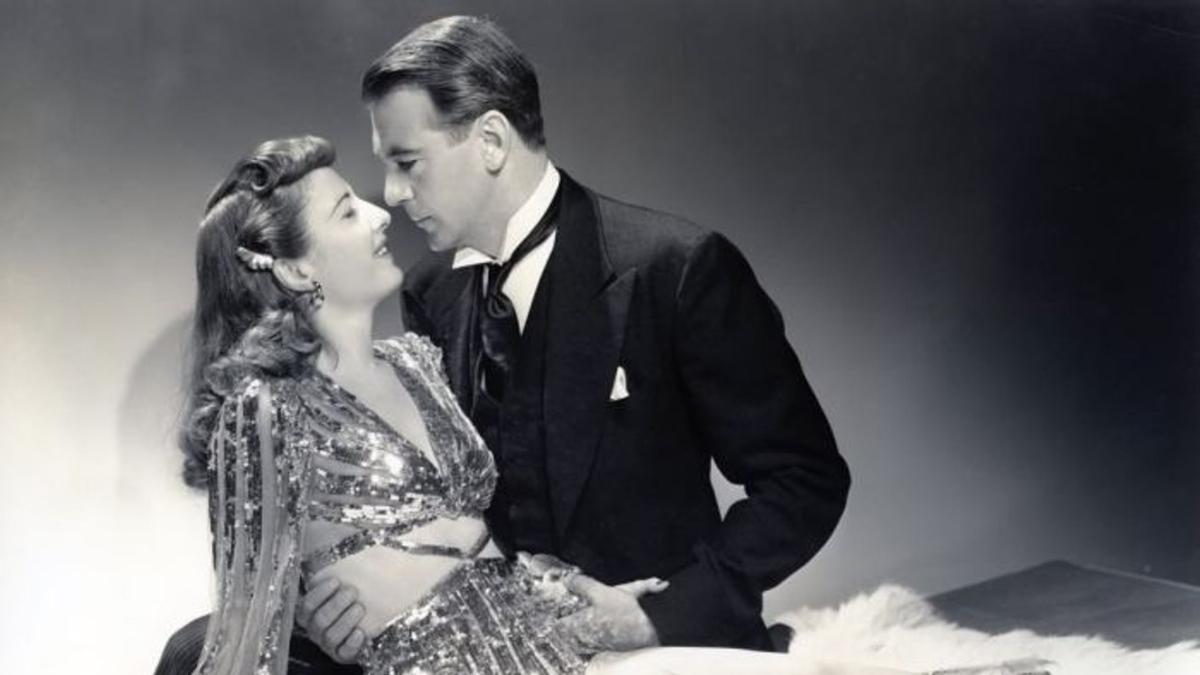 Fotograma de la película 'Bola de Fuego' dirigida por Howard Hawks