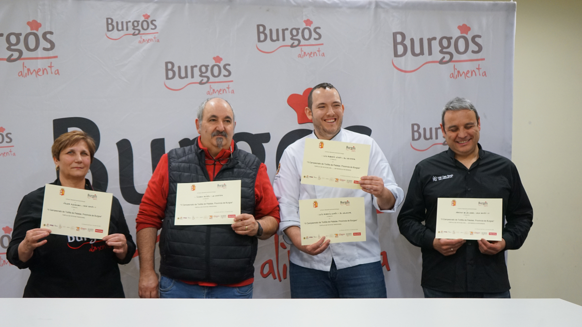 Imagen de los participantes en la semifinal de la zona de la Demanda.