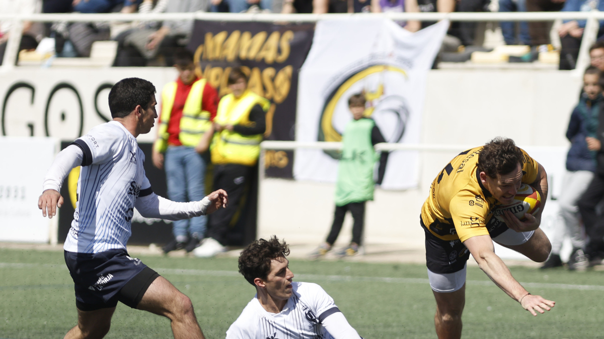 Imagen del partido entre Recoletas Burgos Caja Rural y Real Ciencias.