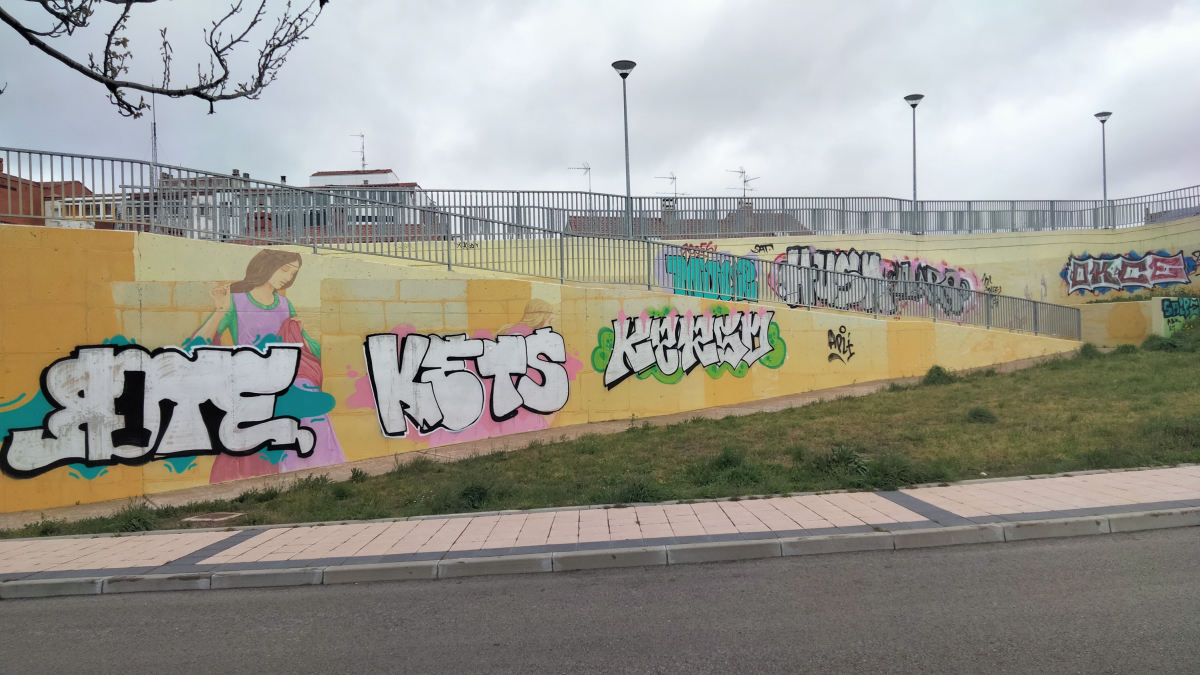 Vandalismo en el mural del Cid en el barrio de El Crucero.