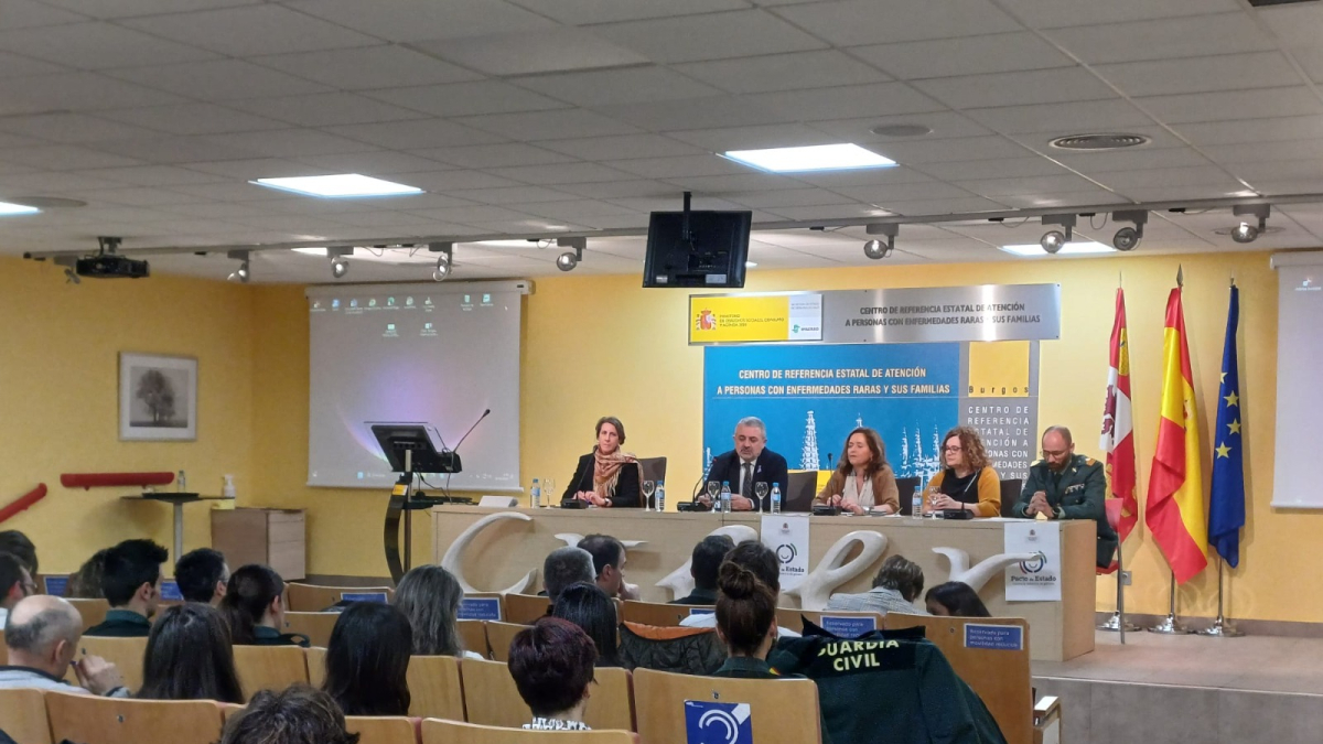Inauguración de las jornadas sobre 'Violencia contra la mujer en menores'.