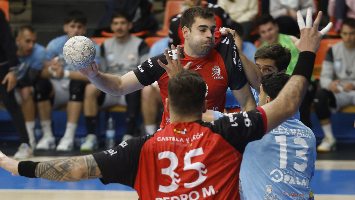 El partido se disputa este domingo, 14 de abril, a partir de las 12:00 horas en el Polideportivo Municipal el Plantío frente a EÓN Horneo Alicante.