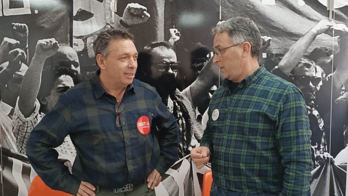Pablo Dionisio Fraile (UGT) y Juan Núñez (CCOO) en la víspera del 1 de Mayo.
