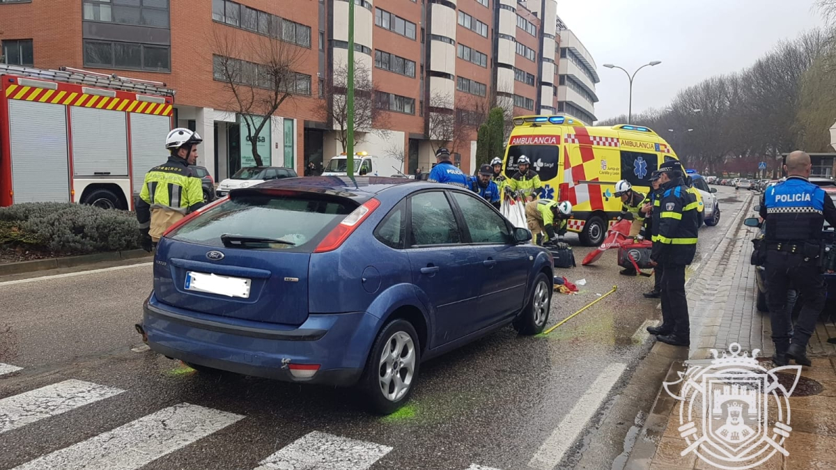 Imagen de un atropello en la avenida Castilla y León.